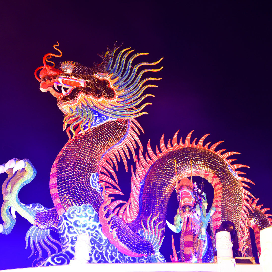 Dragon illuminé pour le Nouvel an chinois