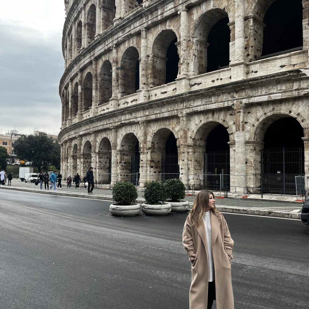 Manon la créatrice de Maui voyages à Rome